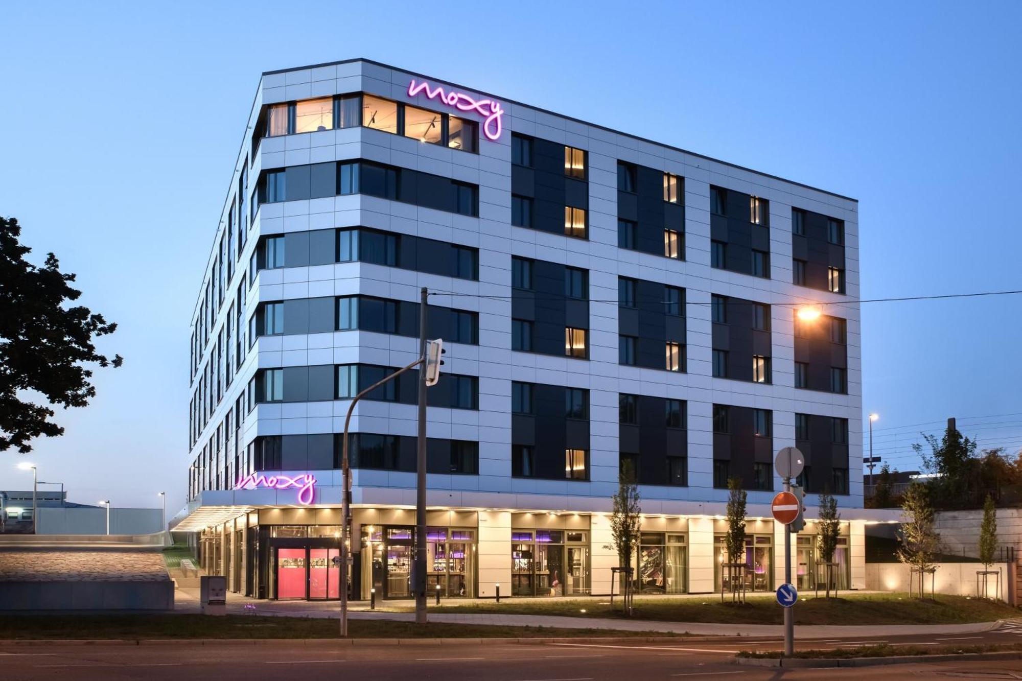 Moxy Feuerbach Hotel Stoccarda